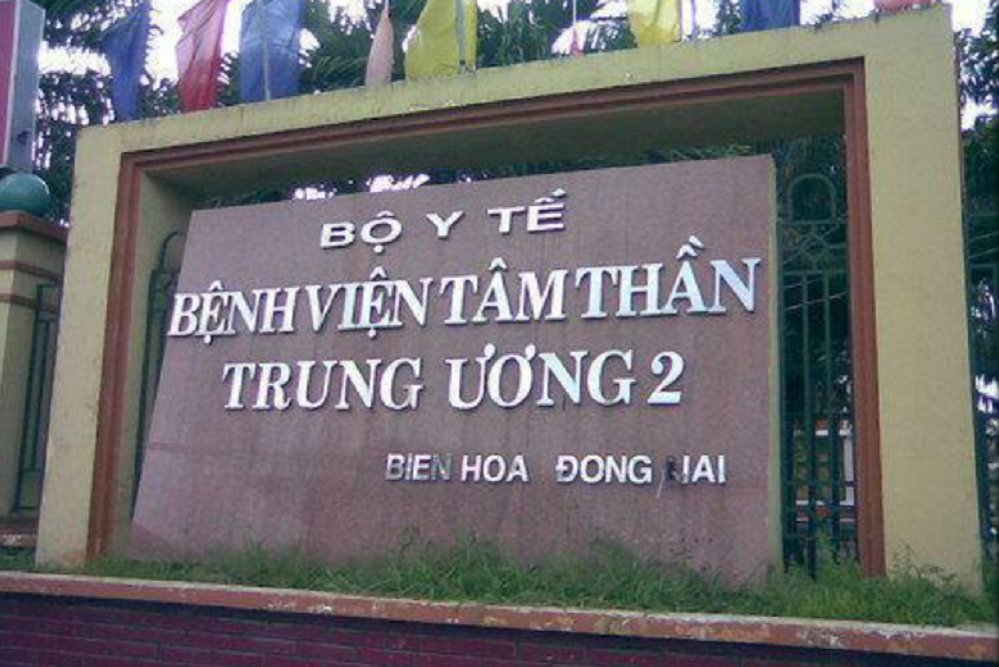 Bác sĩ tại Bệnh viện Tâm thần Trung ương 2 đang thăm khám