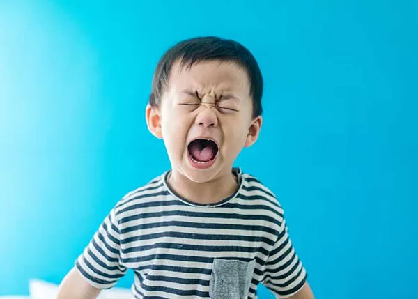Biểu hiện của trẻ tự kỷ