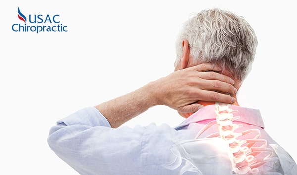 Thoát vị đĩa đệm cổ gây điện giật khi cúi đầu