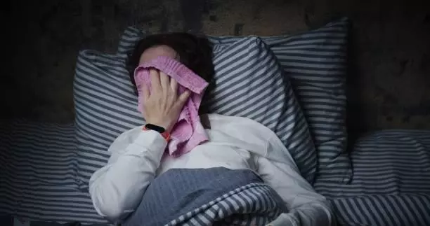 Nguyên nhân đổ mồ hôi ban đêm là gì?
