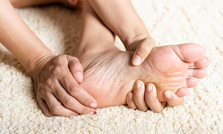 Cảm Giác Bồn Chồn Ở Chân, Không Thể Ngồi Yên: Đừng Xem Thường Hội Chứng Chân Không Yên 8 chẩn đoán và điều trị hội chứng chân không yên