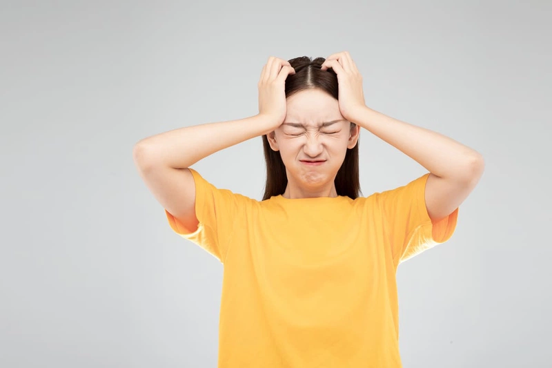 Cảm giác khó chịu trong người