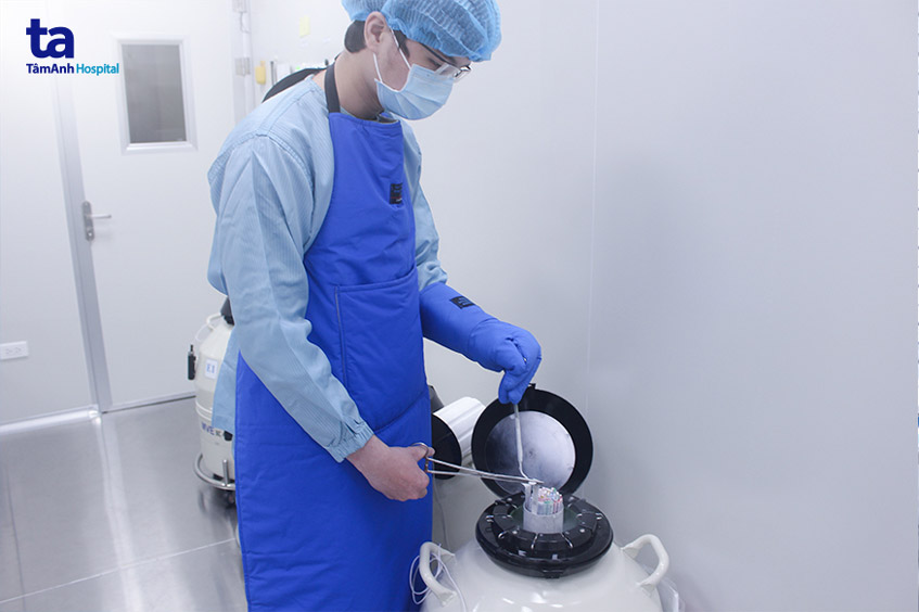 Tinh trùng được trữ lạnh nhiều năm