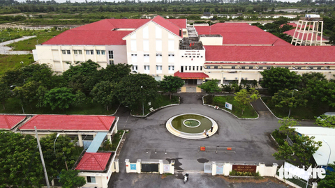 Cổng chính Bệnh viện Huyện Cần Giờ