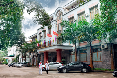 Mặt tiền Bệnh viện Đa khoa tỉnh Tuyên Quang