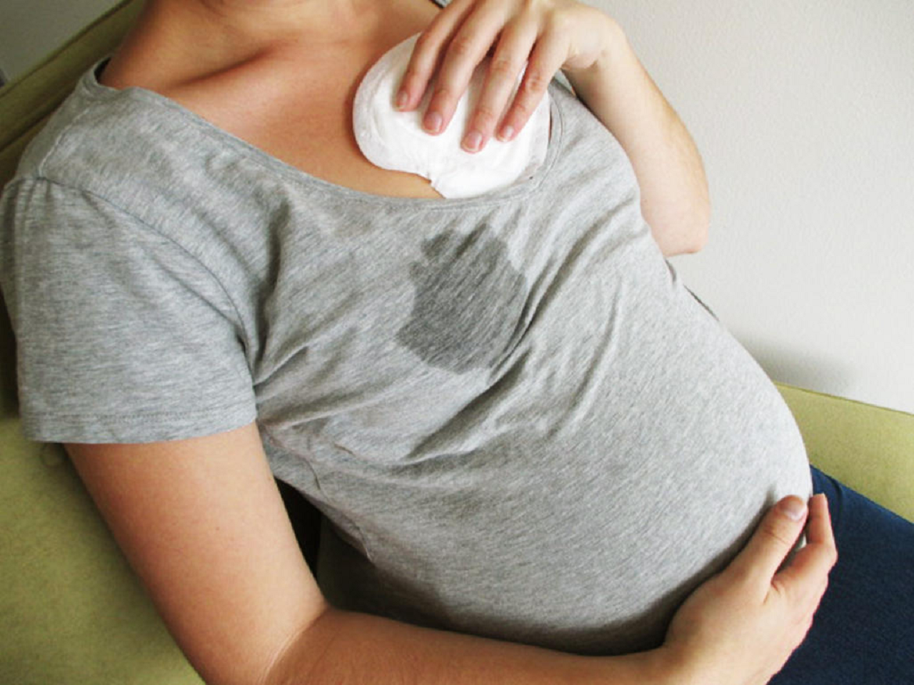 Chẩn đoán chảy sữa bất thường